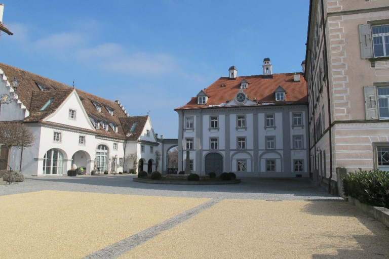 Schlosshof_kirchberg